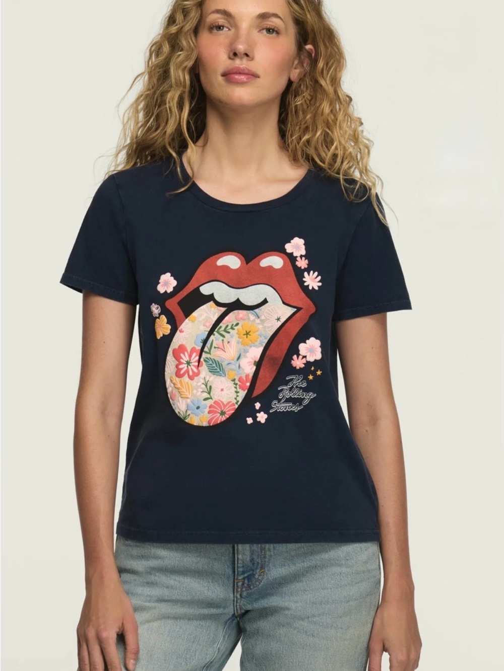 Lucky Brand Rolling Stones Floral Tongue Classic Crew in  Navy Blue Size M